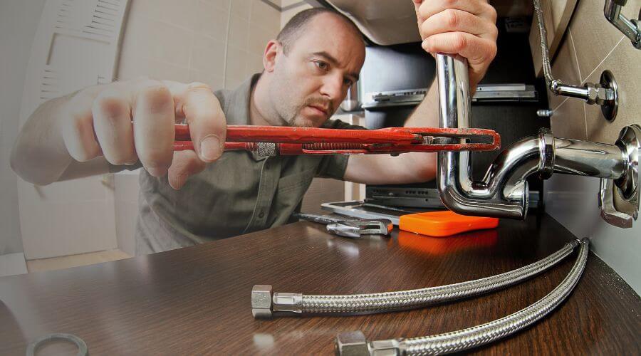 Expert burst pipe repair services in Linden, CA